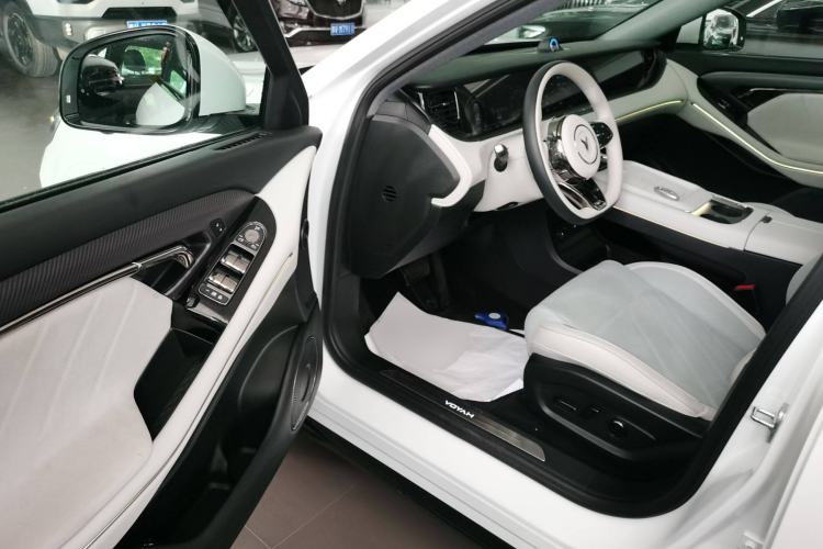 Used VOYAH FREE 2025 318 318 km Rear-Drive Touring Edition
