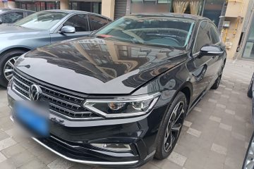 Used Volkswagen Magotan 2023 2 Million Units Limited Edition 330TSI DSG Leading Version