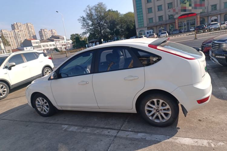 Used Ford Focus 2013 Hatchback Classic 1.8L Automatic Base Model
