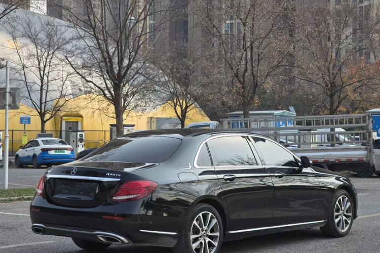 Used Mercedes-Benz E-Class 2019 E 200 L 4MATIC
