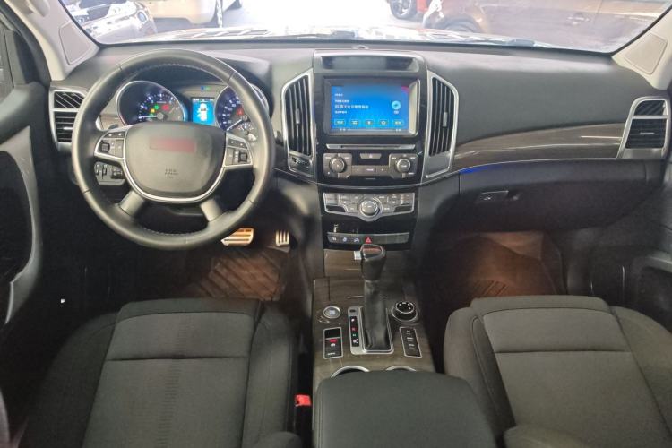 Used Haval H9 2015 2.0T Four-Wheel Drive Standard Model 7 Seats