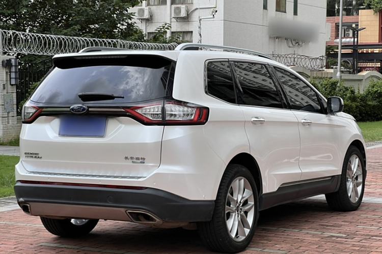 Used Ford Edge 2015 2.0T GTDi Four-Wheel Drive Prestige Model
