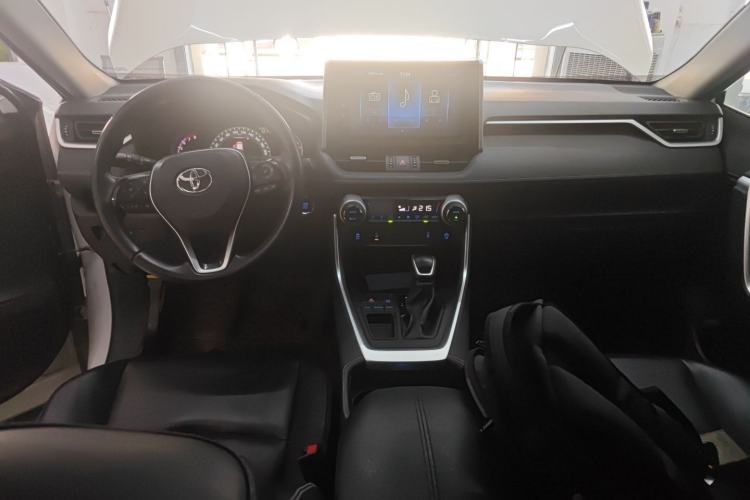 Used Toyota RAV4 2020 2.0L CVT Two-Wheel Drive Prestige Edition
