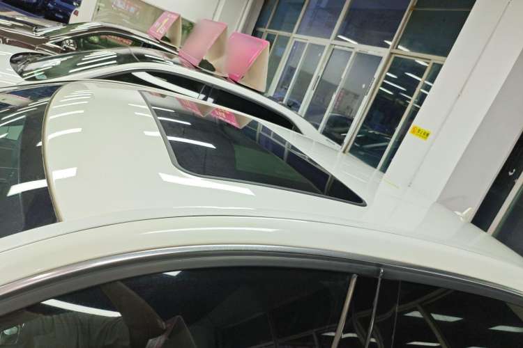 Used Mercedes-Benz E-Class 2015 E 260 L Luxury Model
