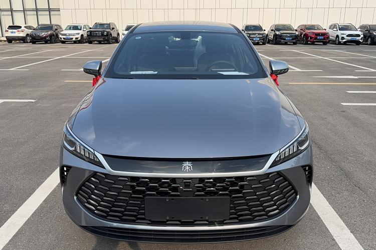 Used BYD Qin PLUS 2025 DM-i Smart Drive 55KM Leading Model
