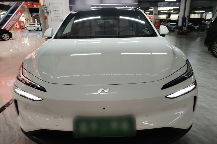 Used ONVO L60 2025 Model—85 kWh All-Wheel-Drive Version
