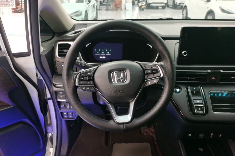 Used Honda Odyssey 2022 2.0L eHEV Sharp Enjoyment Edition
