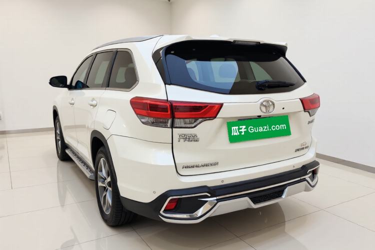 Used Toyota Highlander 2018 2.0T Four-Wheel Drive Prestige Version 7 Seats China V Emission Standard