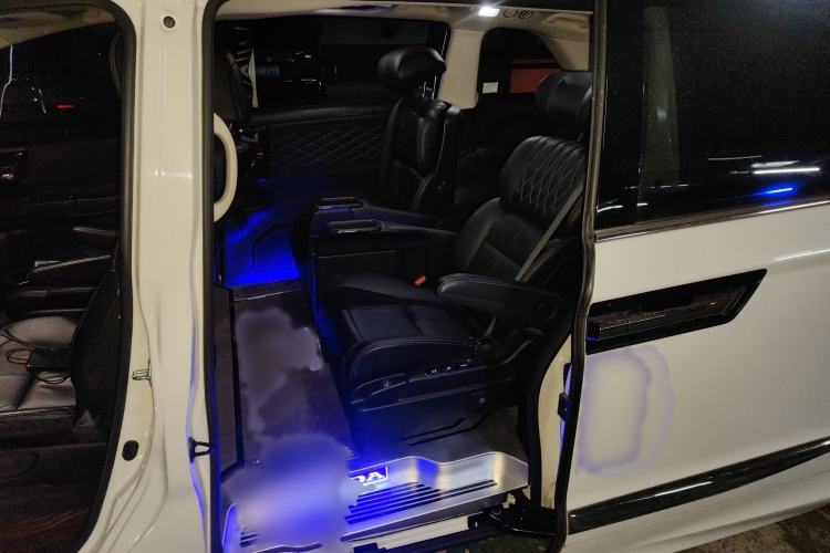 Used Honda Elysion 2019 2.0L Hybrid Luxury Edition