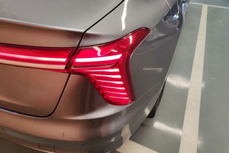 Used Hongqi H5 2024 2.0T Automatic Smart Connect Flagship Edition
