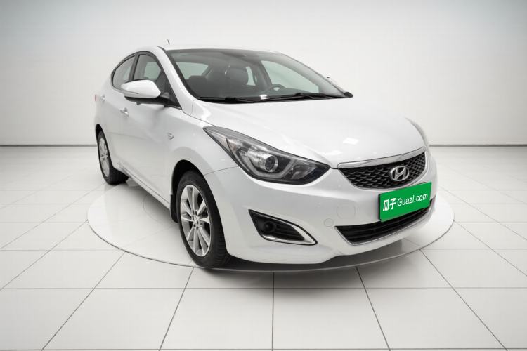 Used Hyundai Elantra (5th Generation / Langdong) 2016 1.6L Automatic Smart Version