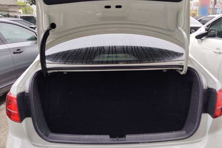 Used Volkswagen Sagitar 2017 1.6L Automatic Comfort Model
