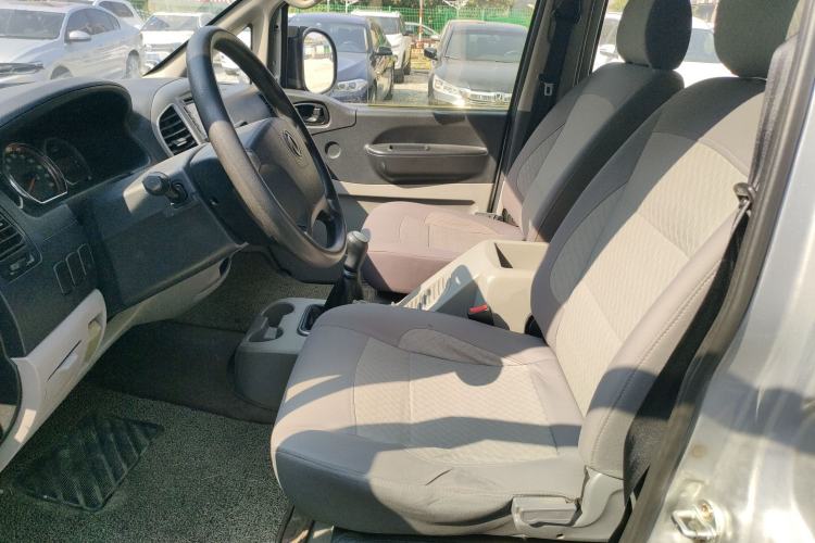 Used FORTHING Lingzhi 2015 M5 Q7 2.0L 7-seat Long-Wheelbase Comfort Model
