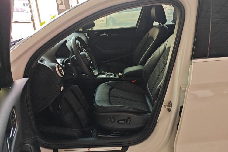 Used Audi A3 2020 Limousine 35 TFSI Fashion Edition China VI Emission Standard