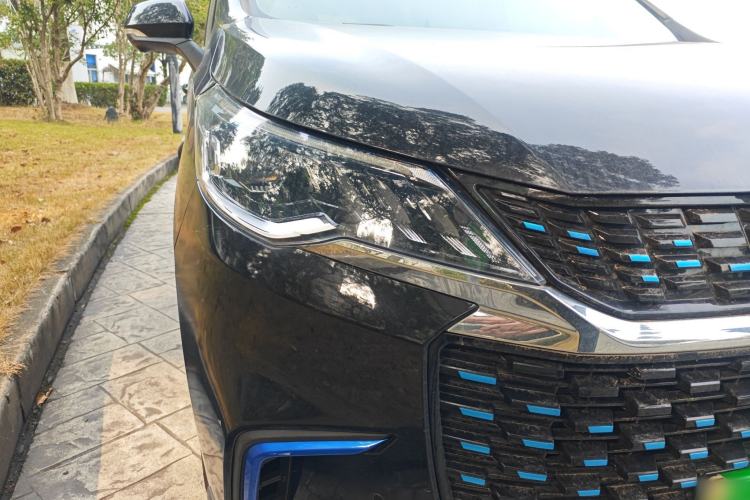 Used SAIC MAXUS EUNIQ 5 2020 1.3T PLUG-IN Luxury Edition
