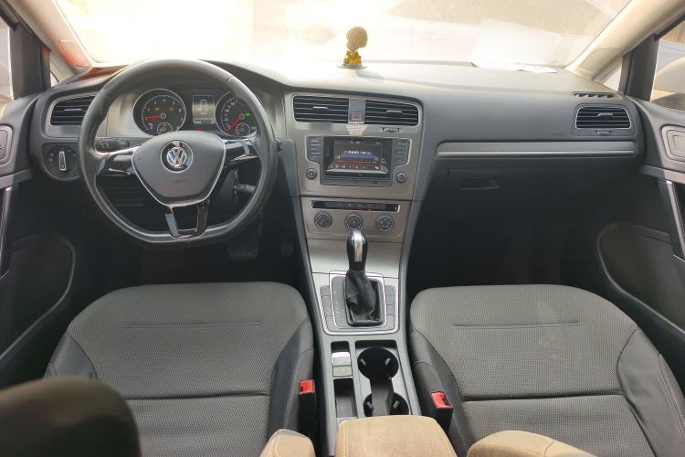 Used Volkswagen Golf 2016 1.6L Automatic Comfort Model
