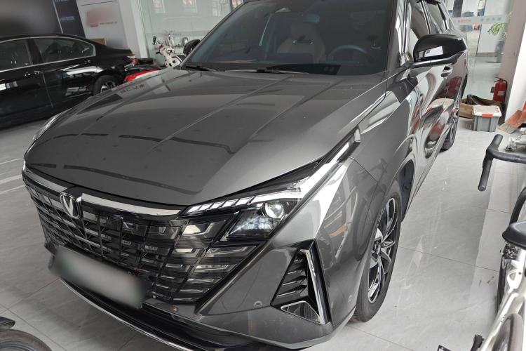 Used Changan UNI-Z New Energy 2024 Blue Whale Smart Electric iDD 125km Beyond Edition
