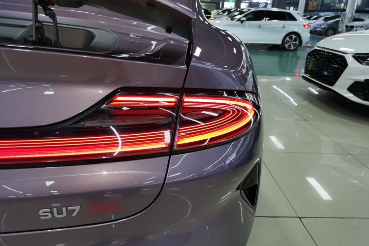 Used  SU7 2024 Four-Wheel Drive Ultra-Long Range Advanced Intelligent Driving Max Edition
