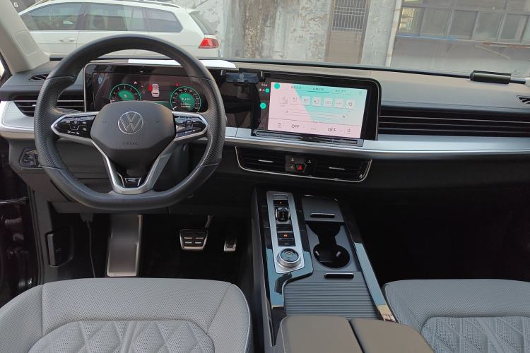 Used Volkswagen Talagon 2024 380TSI All-Wheel Drive R-Line Cruise Edition
