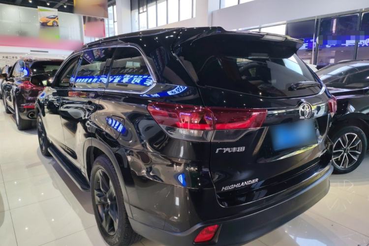 Used Toyota Highlander 2018 2.0T Four-Wheel Drive Knight Edition 7 Seats China VI Standard
