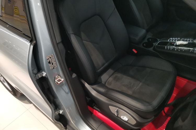 Used Porsche Macan 2018 Macan 2.0T