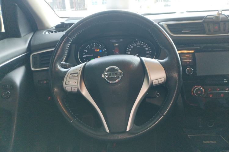 Used Nissan Qashqai 2017 2.0L CVT Smart Enjoyment Version China V Standard