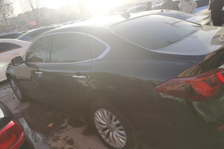 Used Infiniti Q70 2019 Q70L 2.0T Enjoyment Edition
