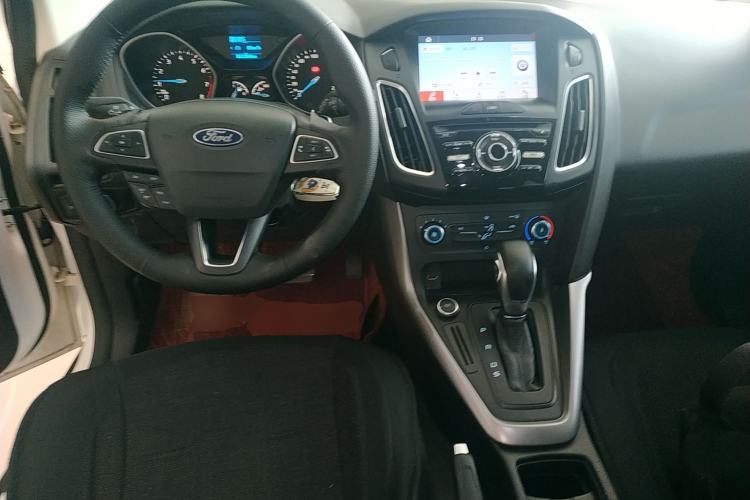 Used Ford Focus 2018 Hatchback Classic 1.6L Automatic Comfort Plus SmartDrive Edition