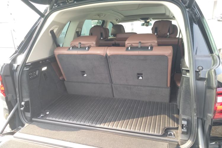 Used BMW X7 2021 xDrive40i Luxury Package with Leading Features