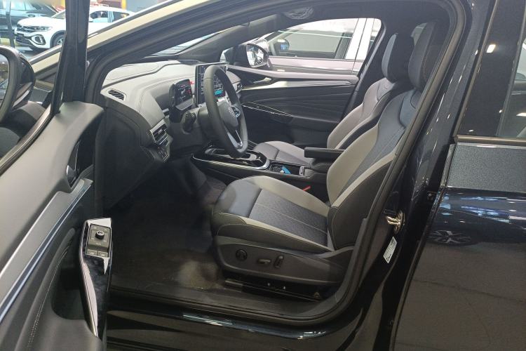 Used Volkswagen ID.4 CROZZ 2025 Pure Edition
