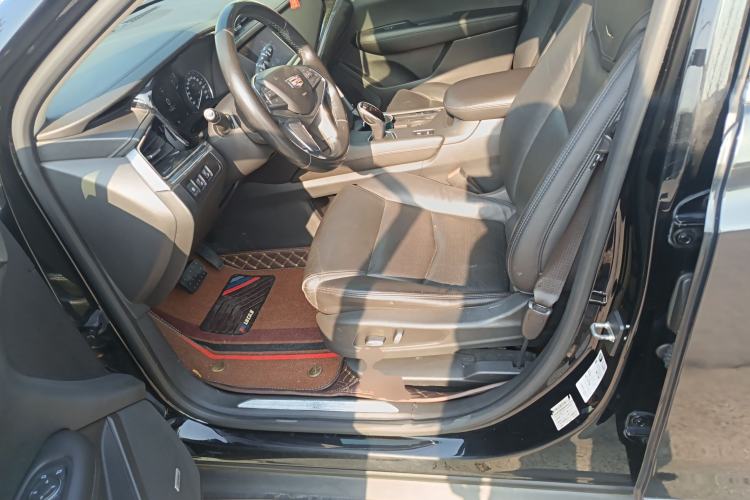 Used Cadillac XT5 2018 25T Luxury Model
