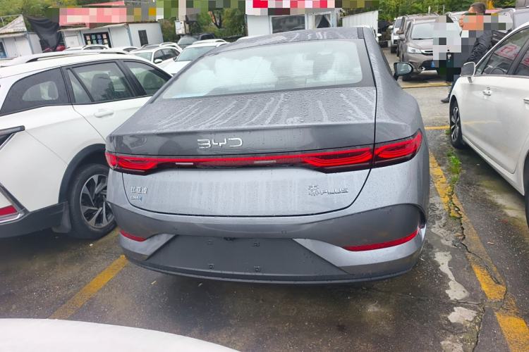 Used BYD Qin PLUS 2025 DM-i Smart Drive 55KM Leading Model
