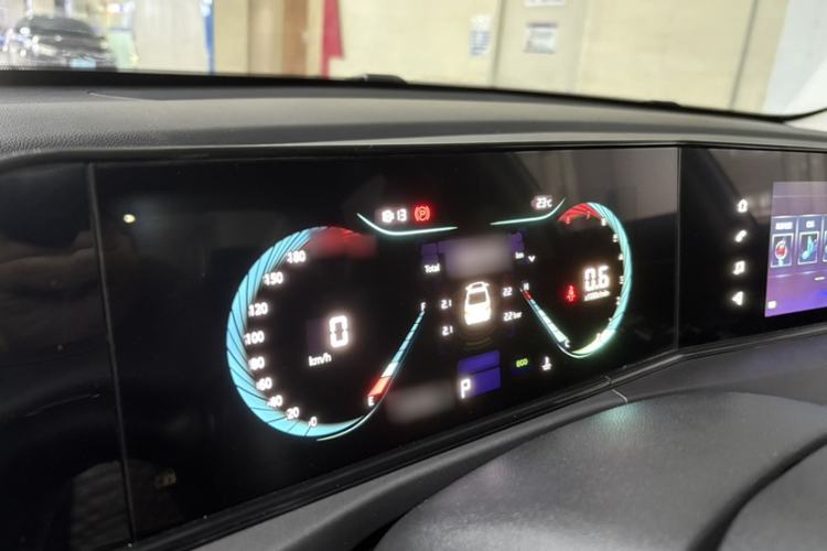 Used Changan Eado 2022 PLUS 1.6L GDI CVT Elite Model
