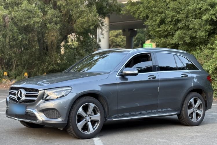 Used Mercedes-Benz GLC 2016 GLC 260 4MATIC Luxury Model
