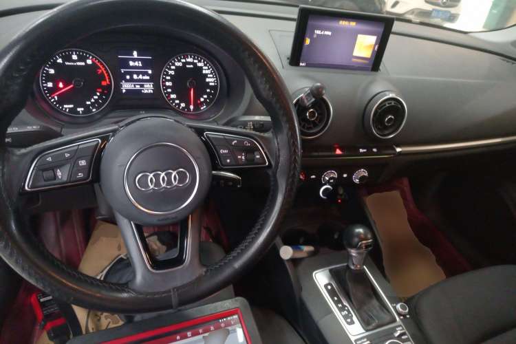 Used Audi A3 2017 Limousine 35 TFSI Ambition Edition
