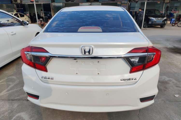 Used Honda Greiz 2016 1.5L CVT Classic Edition
