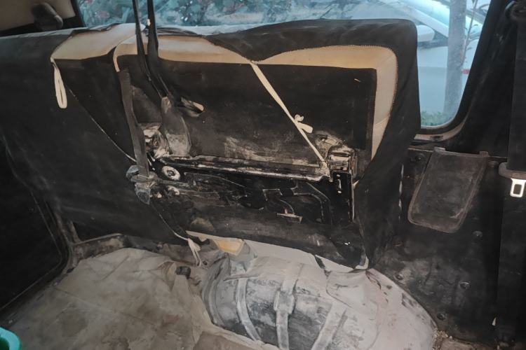 Used FORTHING Lingzhi 2023 M5L 1.6L Base Model 7 Seats