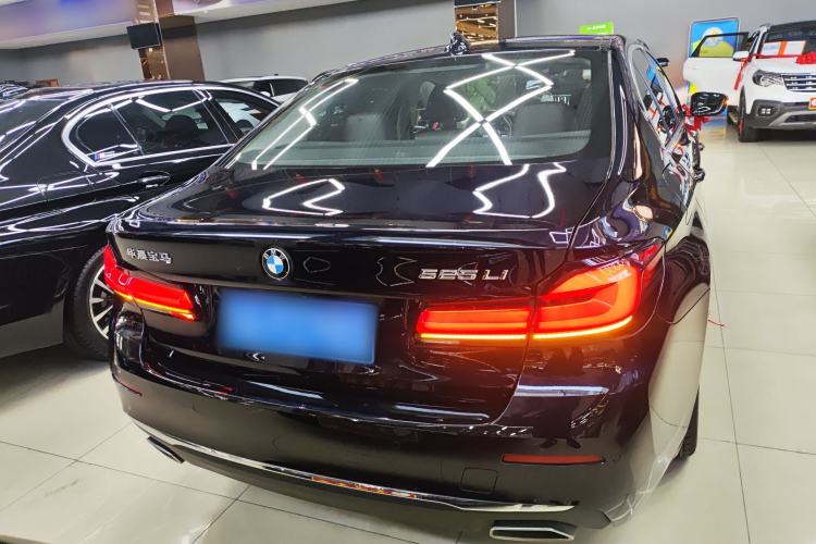 Used BMW 5 Series 2022 Restyled 525Li Luxury Package
