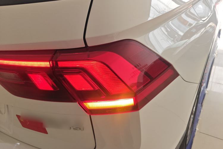 Used Volkswagen Tiguan L 2018 Revised Version 330TSI Automatic Two-Wheel Drive Trendy Edition