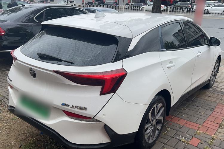 Used Buick Velite 6 2019 Connected Fashion Model
