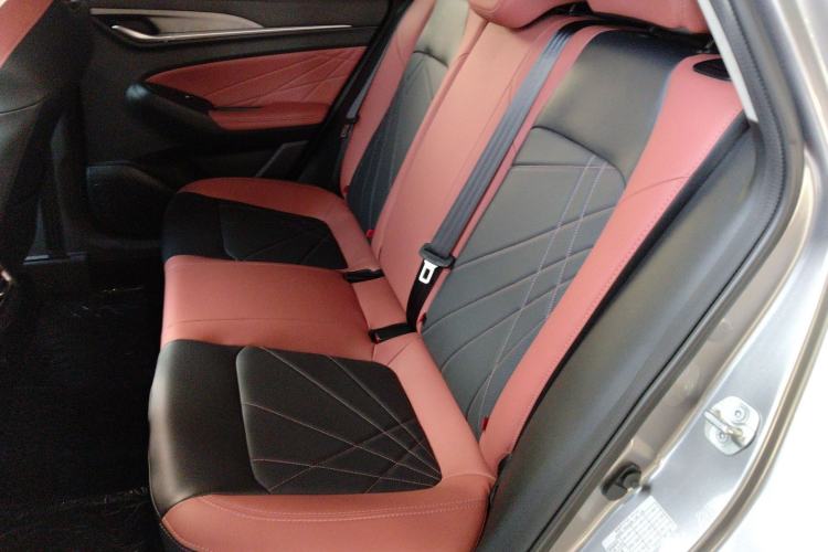 Used Changan Eado 2024 PLUS Blue Whale NE 1.4T GDI DCT High-Energy Edition