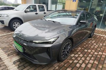 Used Changan UNI-V iDD 2024 Blue Whale Smart Electric iDD 136km Luxury Model