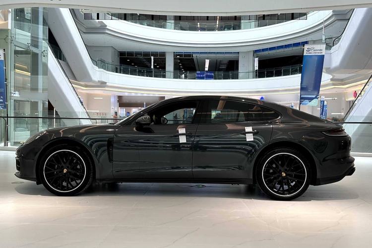 Used Porsche Panamera 2023 Panamera 2.9T Platinum Edition
