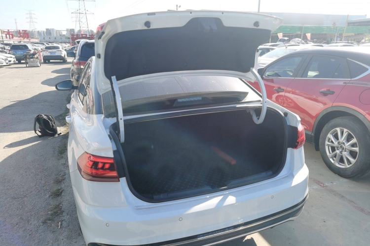 Used Volkswagen Bora 2023 300TSI DSG Prestige Edition
