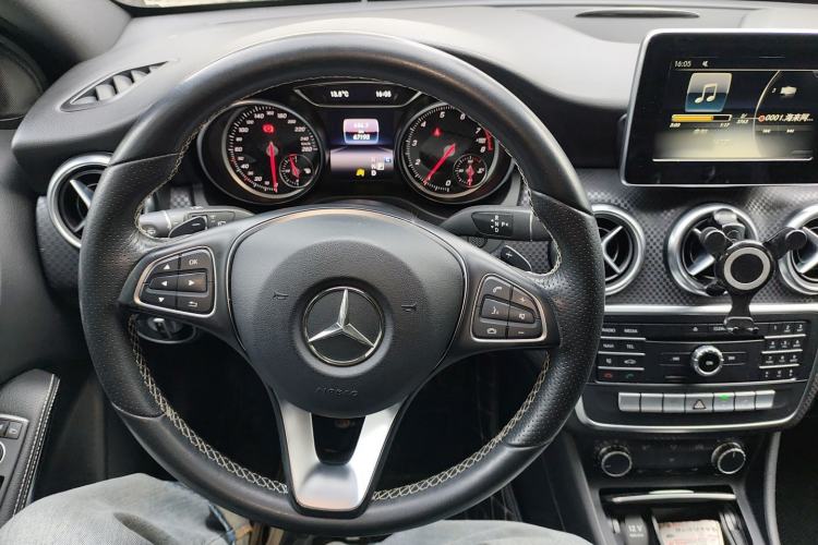 Used Mercedes-Benz A-Class 2016 A 200 Fashion Model