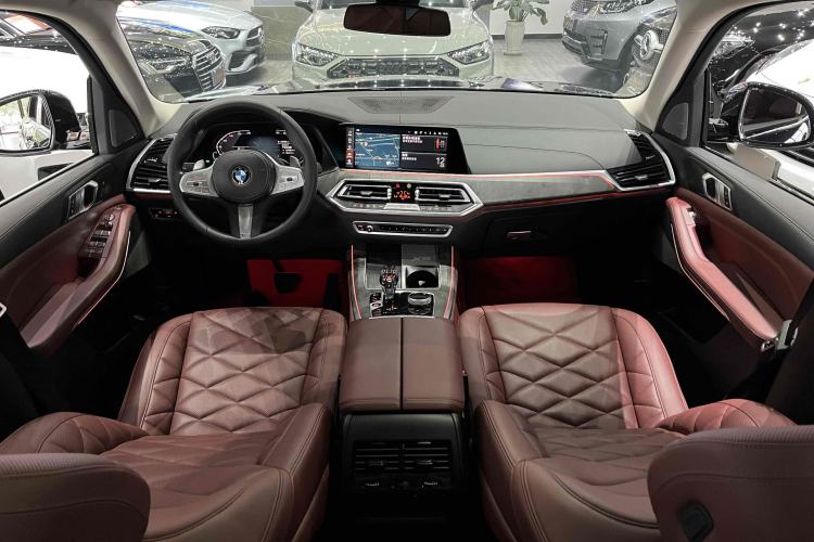 Used BMW X5 2022 xDrive 30Li M Sport Package
