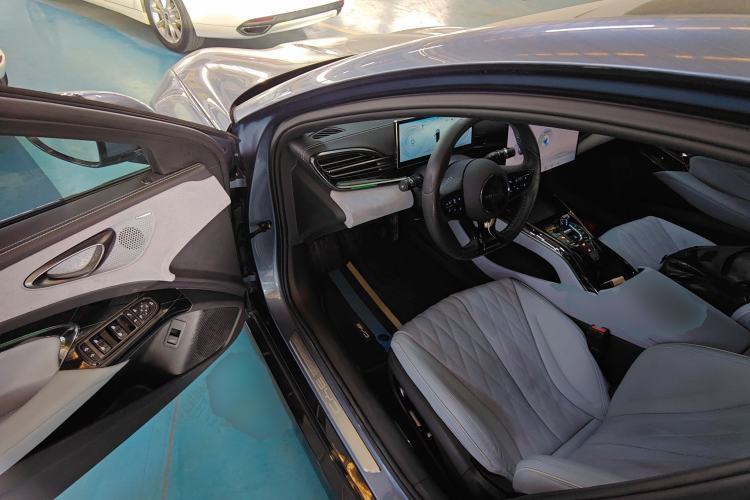 Used BYD Seal 2022 650 km All-Wheel-Drive Performance Version
