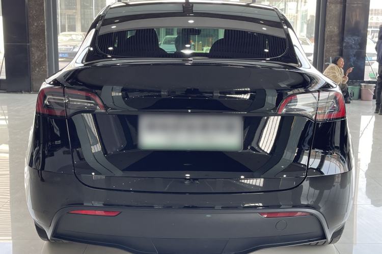 Used Tesla Model Y 2023 Rear-Wheel-Drive Version