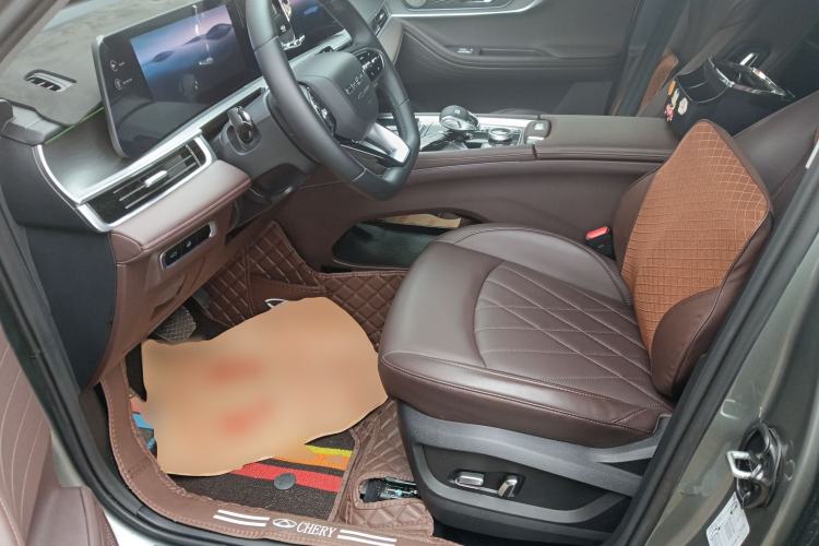 Used Chery Tiggo 8 PLUS 2024 Champion Edition 290TGDI DCT Deluxe Version 5-Seater
