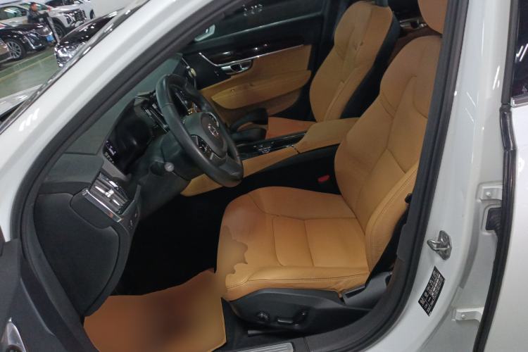 Used Volvo S90 2018 T5 Zhiyuan Edition
